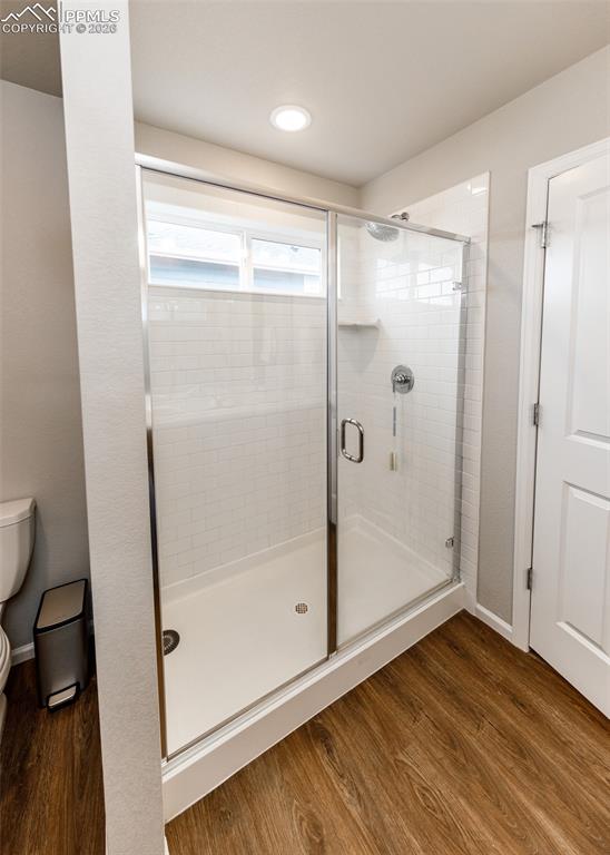 Image 31 of 48: Bathroom