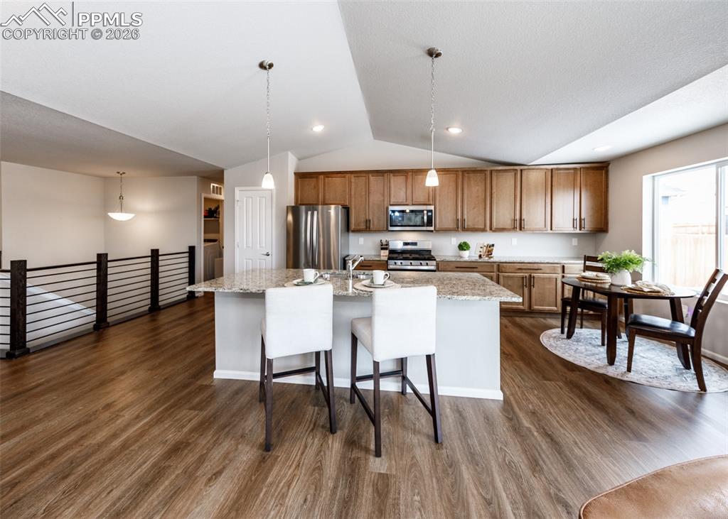 Image 9 of 48: Kitchen