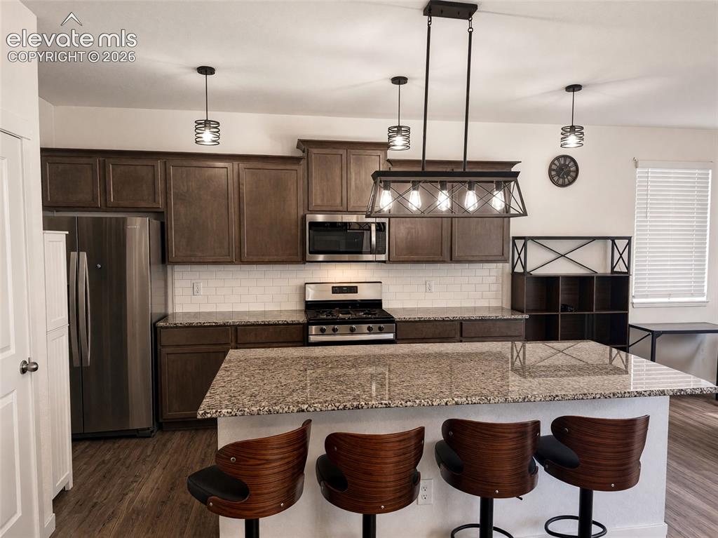 Image 5 of 16: Kitchen
