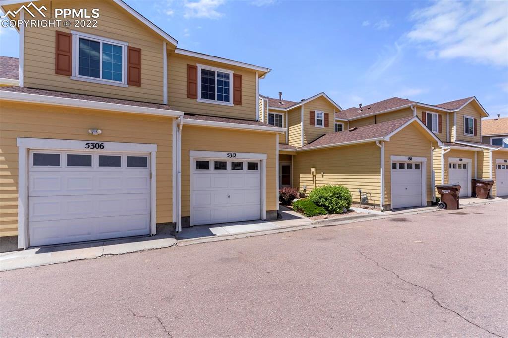 Listing 3584078, Image 2 of 25