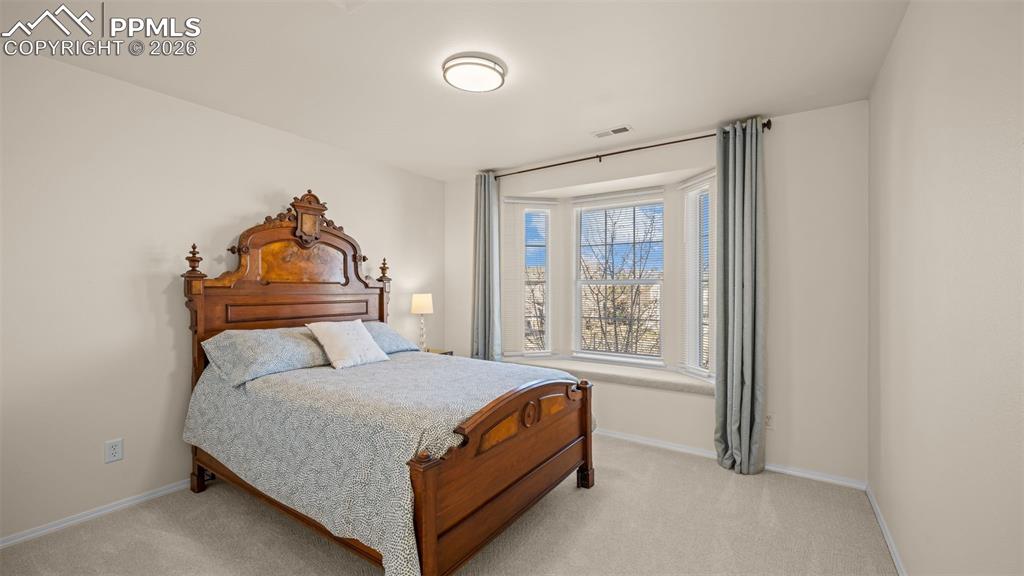 Image 28 of 48: Bedroom