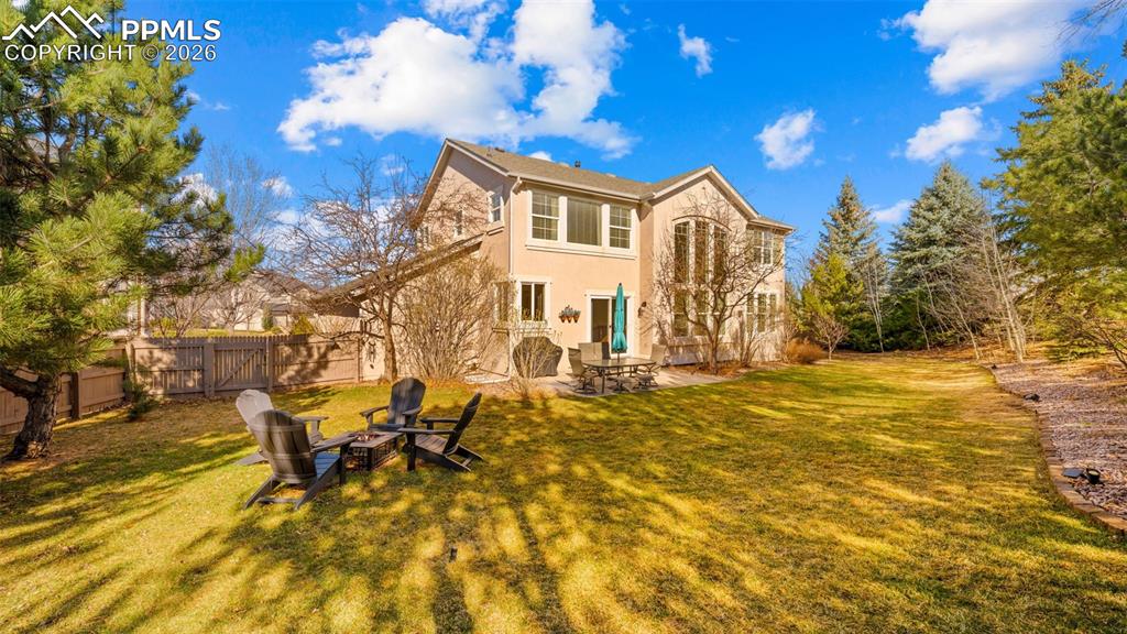 Image 39 of 48: Back of Structure