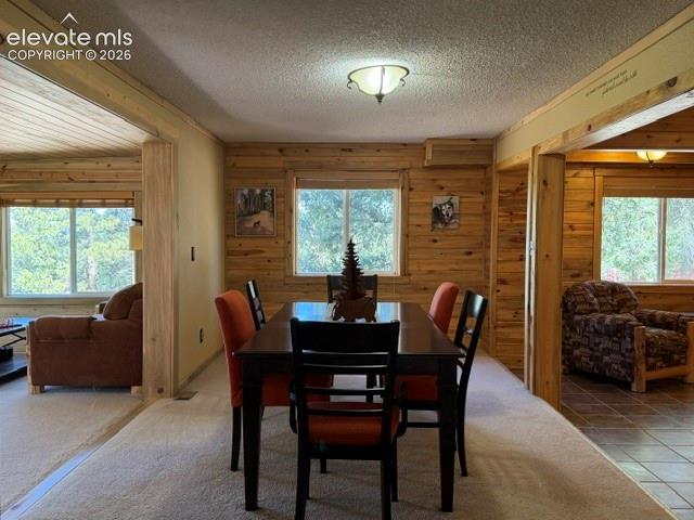 Image 16 of 38: Dining Area