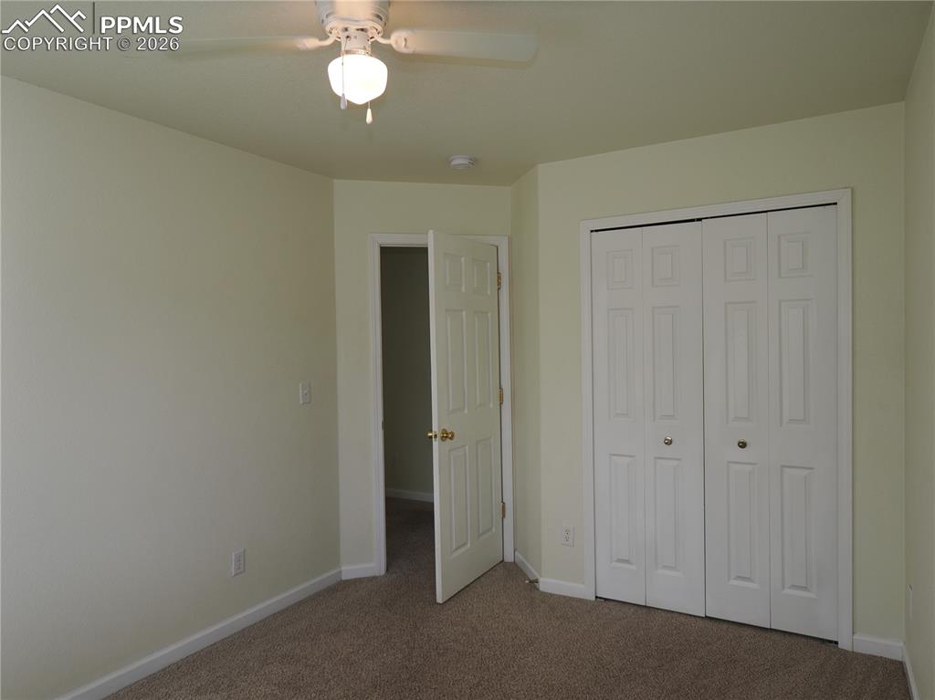 Image 23 of 34: Bedroom