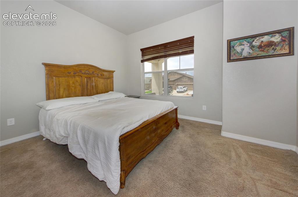 Image 16 of 35: Bedroom