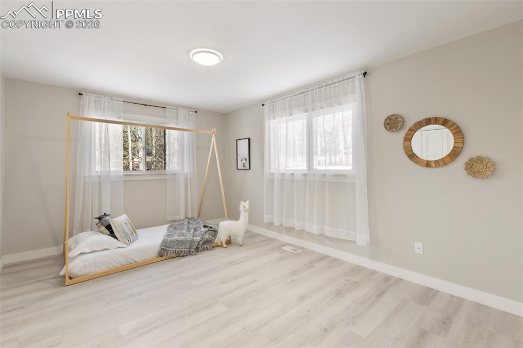 Image 34 of 47: 3rd bedroom on the main level