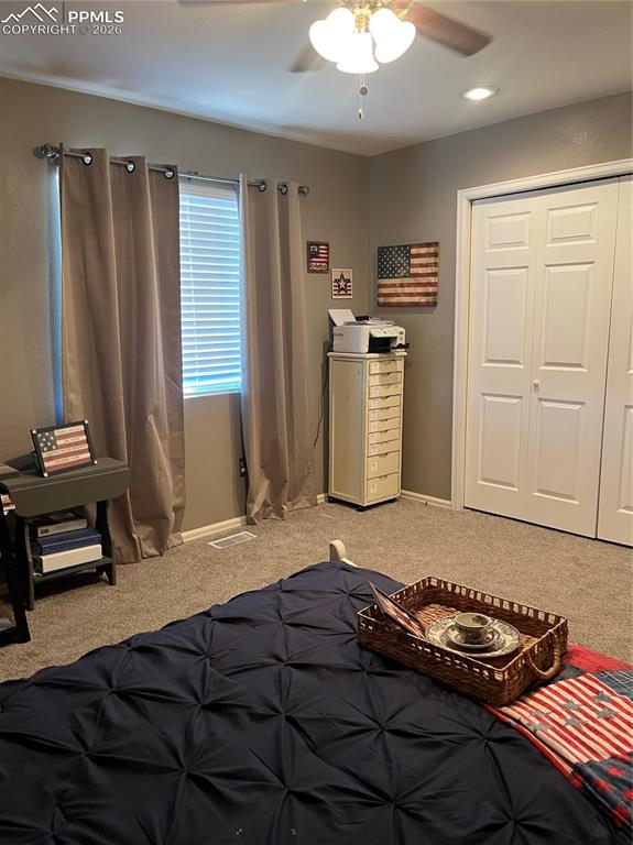 Image 24 of 28: Bedroom