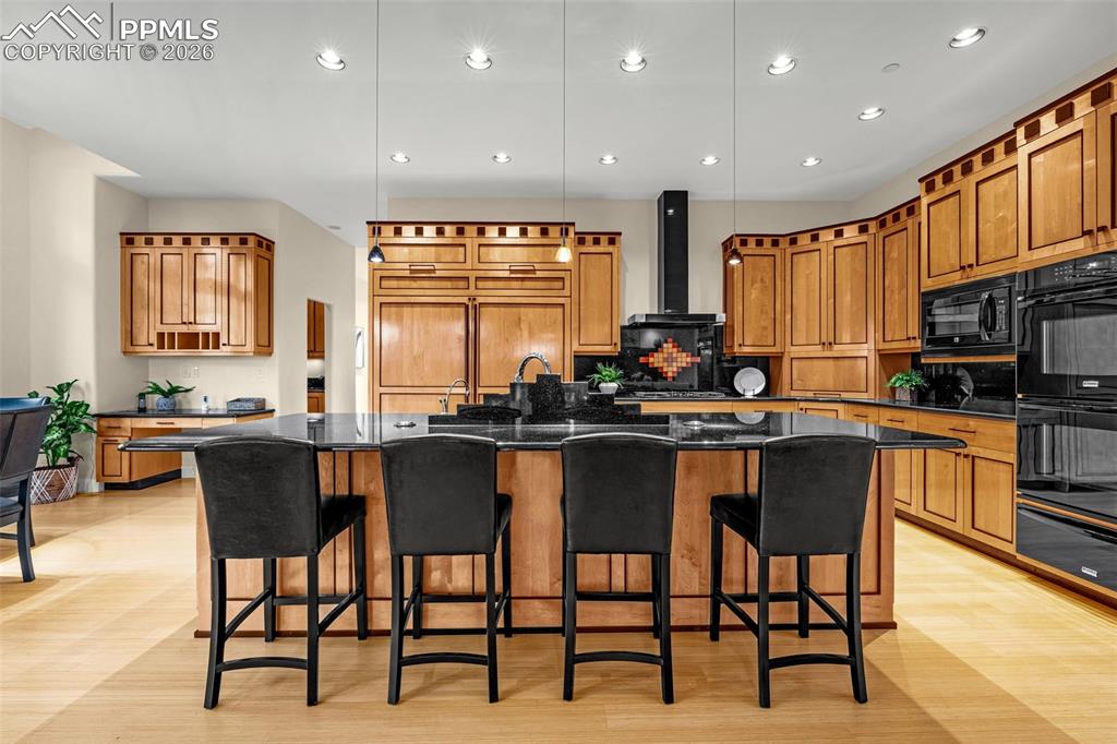 Image 11 of 45: Kitchen