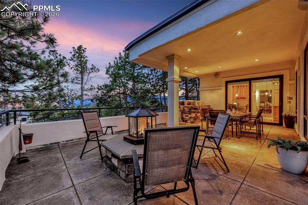 Image 15 of 45: Patio