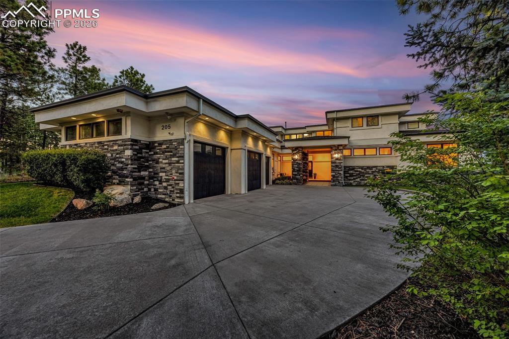 Image 4 of 45: Front of Structure