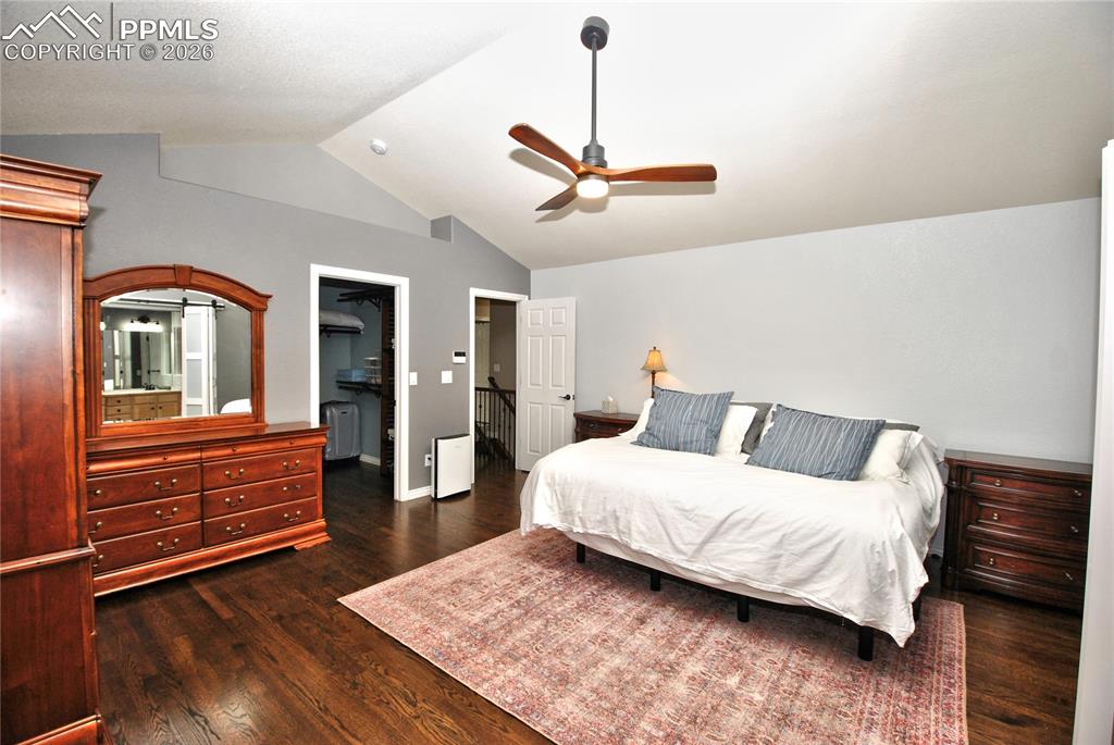 Image 19 of 44: Master Bedroom