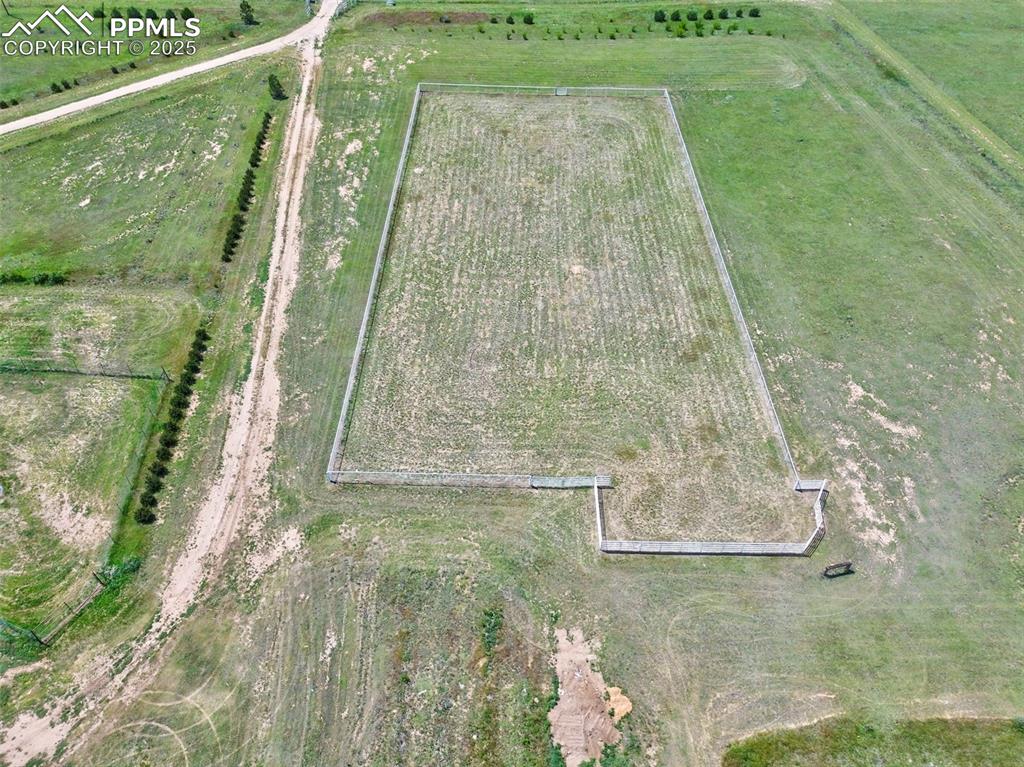 Image 39 of 50: HORSE LOVERS....300x150 riding arena with