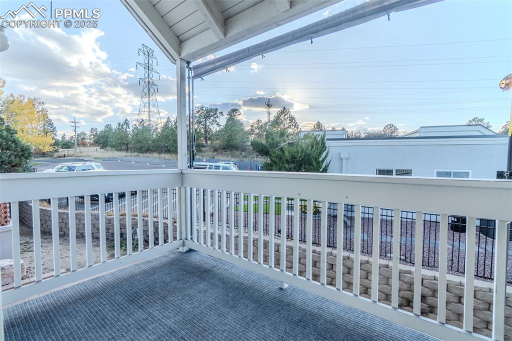 Image 17 of 27: View of balcony