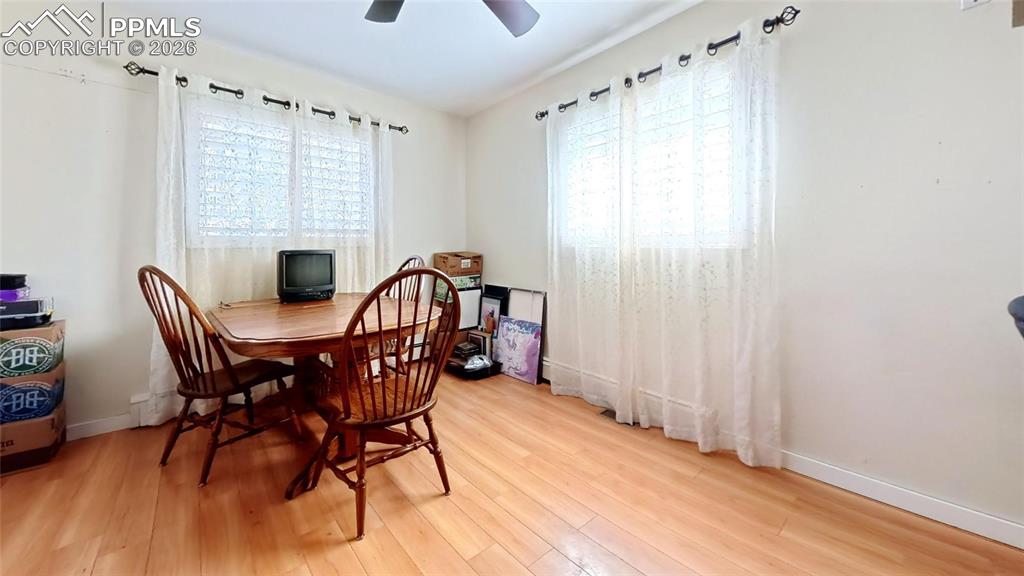 Image 11 of 29: bed 1