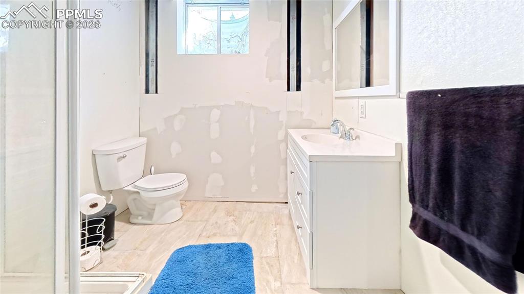 Image 26 of 29: bath 2 