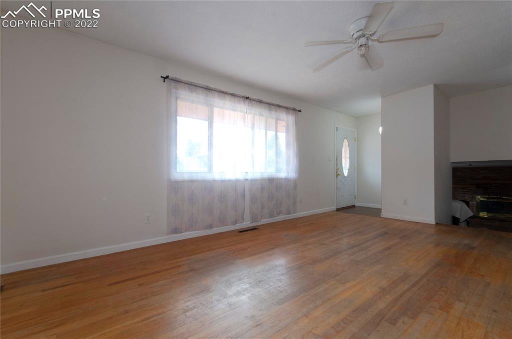 Listing 3596333, Image 5 of 26