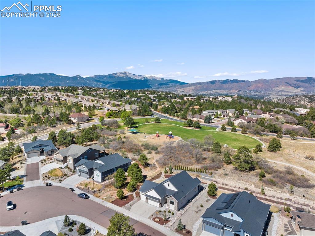 Image 41 of 44: Private trail that leads straight to the park directly behind the home