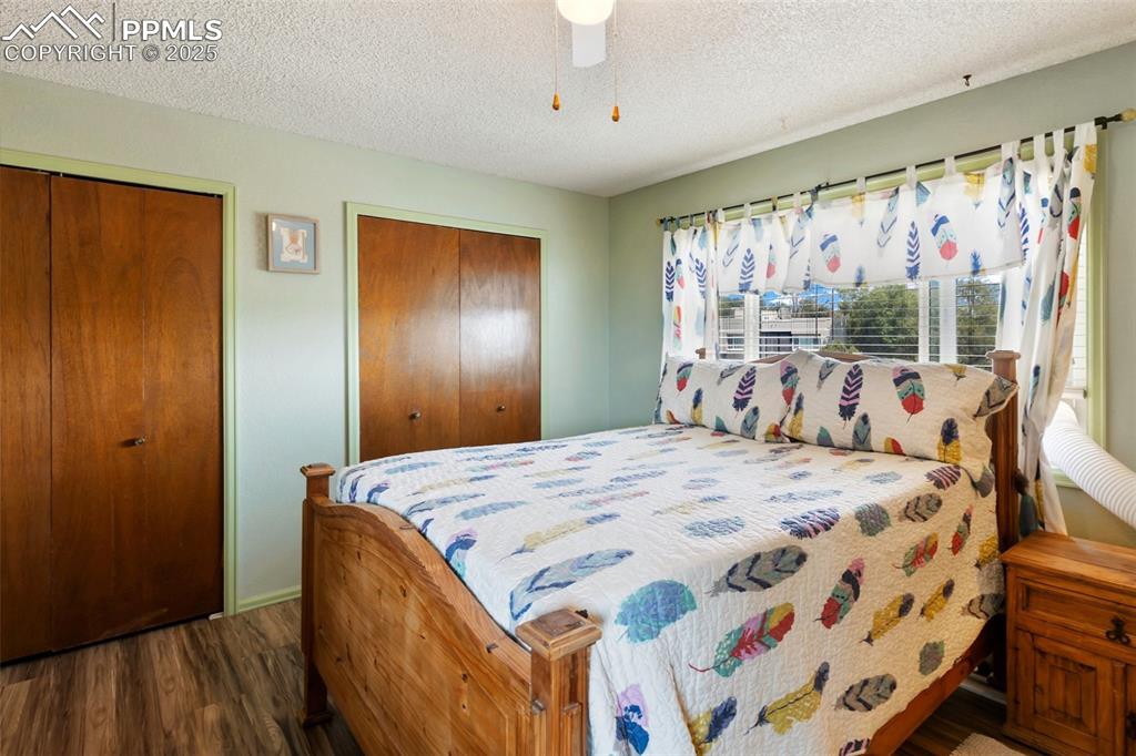 Image 30 of 38: Bedroom