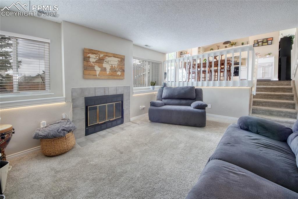 Image 16 of 34: Living Room