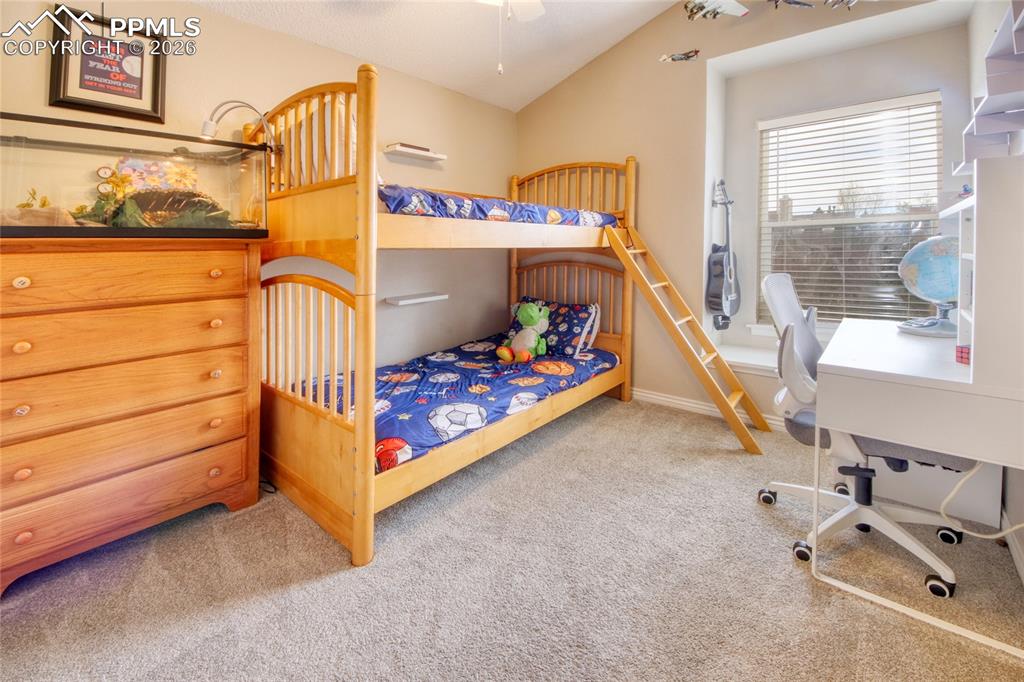 Image 22 of 34: Bedroom