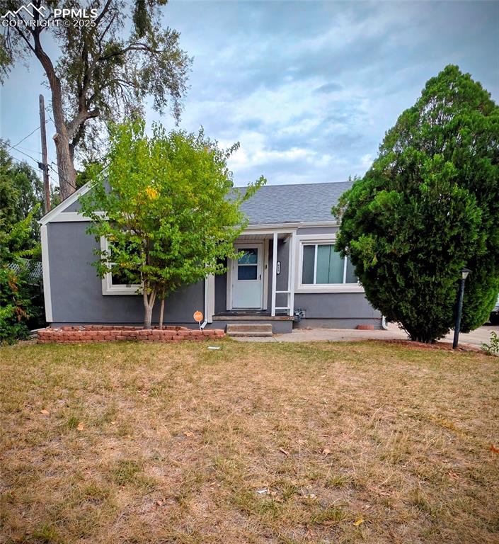 Image 1 of 21: Front of Structure