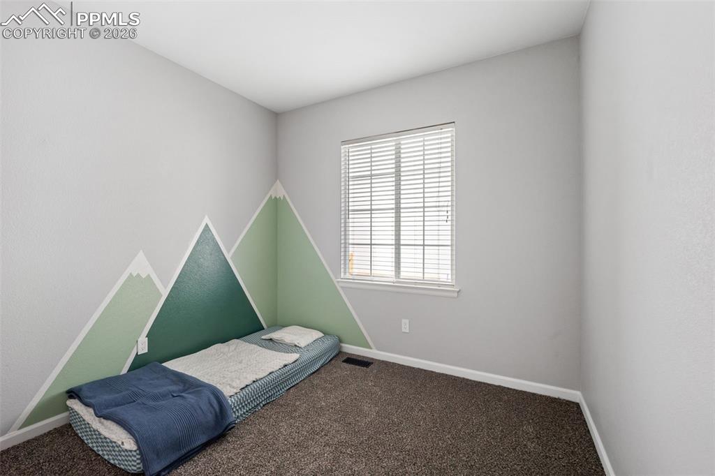 Image 16 of 41: Bedroom