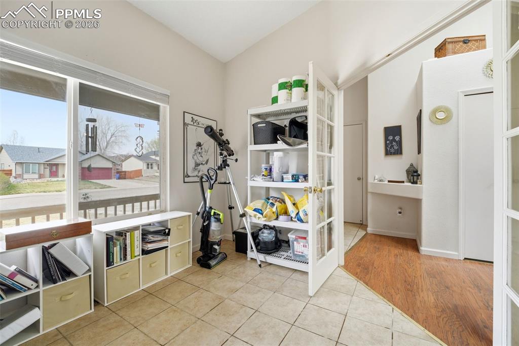 Image 8 of 18: Flexible bedroom or office with natural light