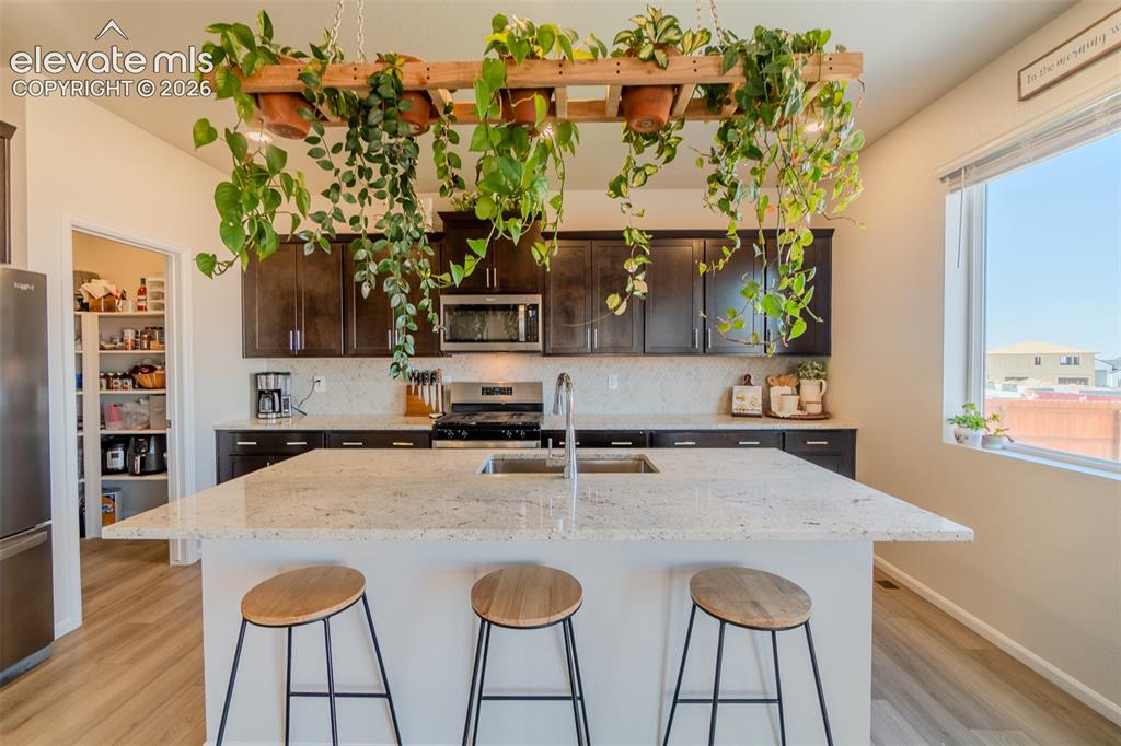 Image 12 of 48: Kitchen