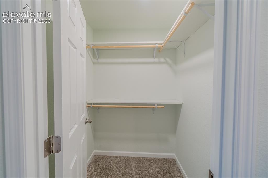 Image 40 of 48: Closet