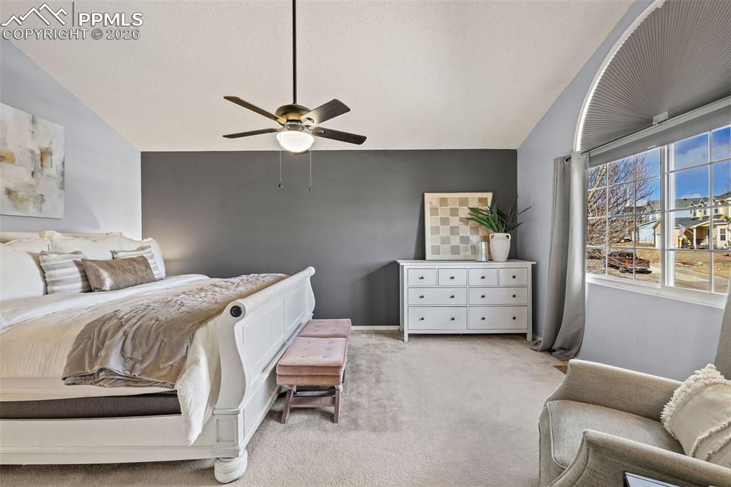 Image 23 of 49: Bedroom