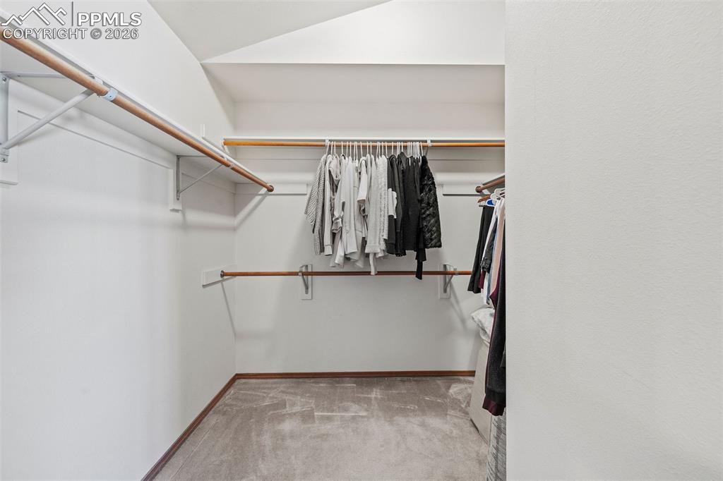 Image 27 of 49: Closet