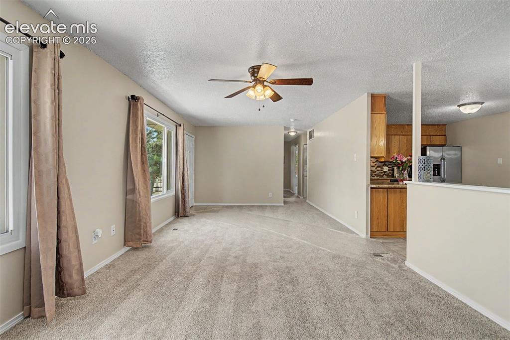 Image 6 of 35: Living Room
