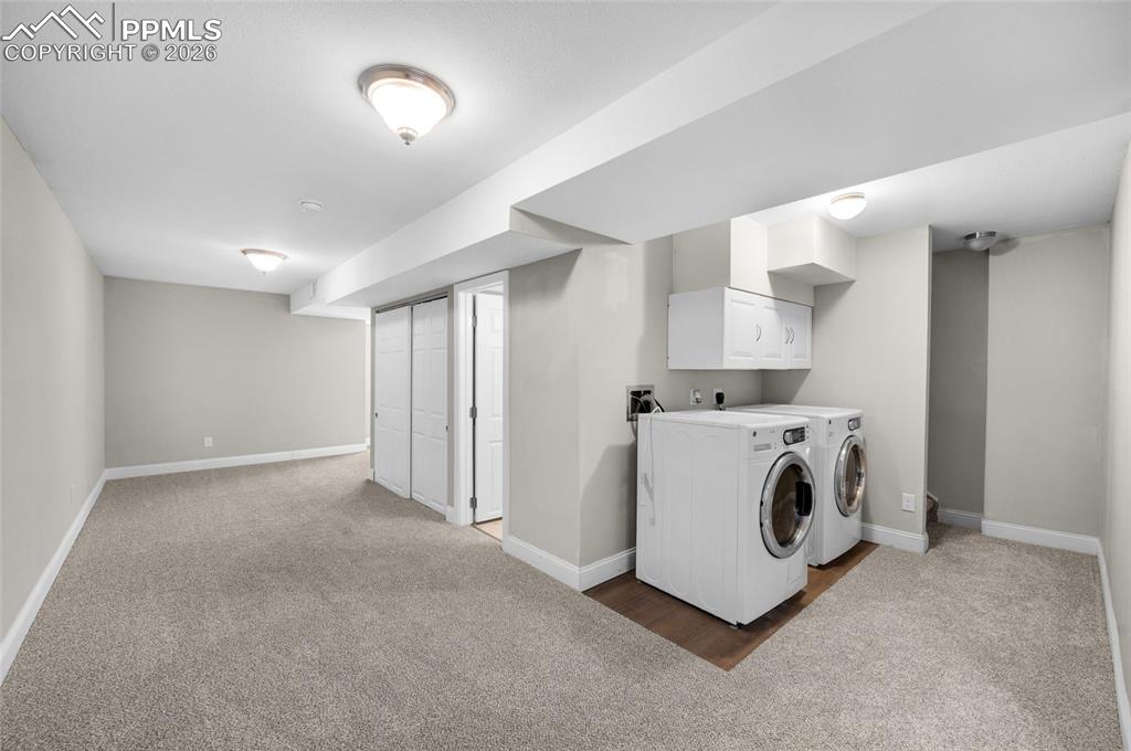 Image 27 of 35: Loft