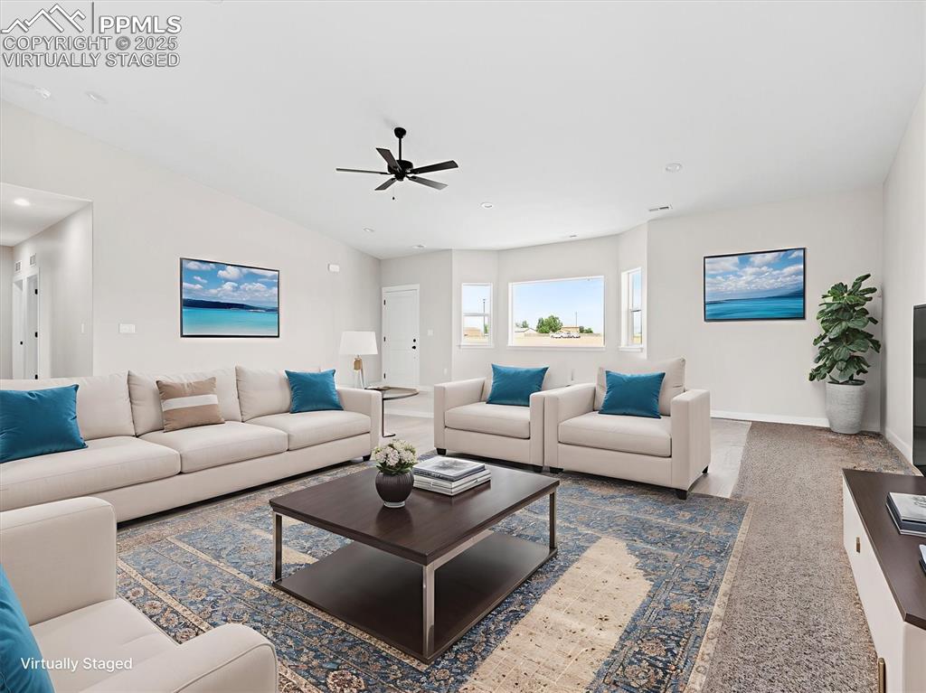 Image 3 of 38: Virtually Staged