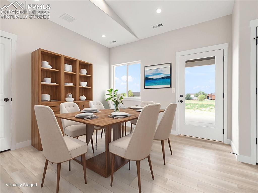 Image 8 of 38: Virtually Staged