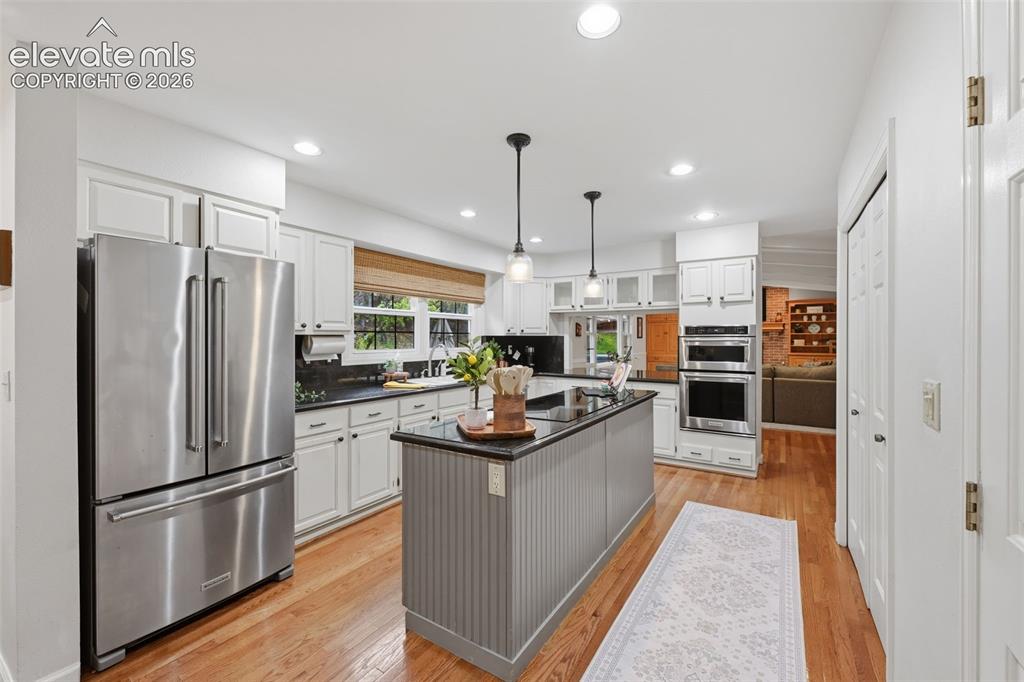 Image 17 of 49: Stainless Steel KitchenAid appliances in 