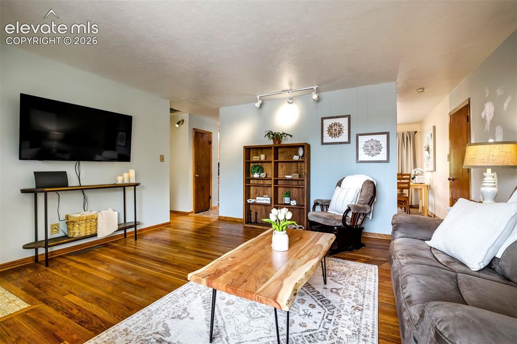Image 12 of 50: Living Room