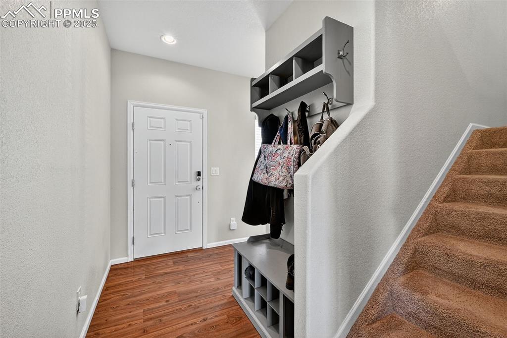 Image 6 of 29: Mud Room