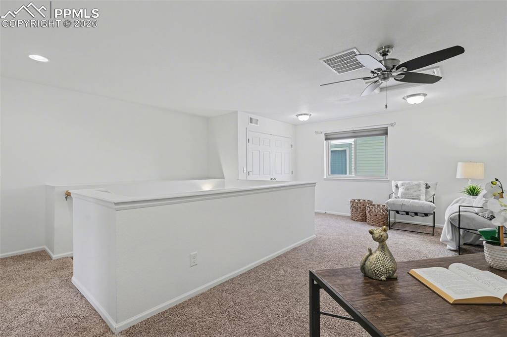 Image 28 of 50: Loft