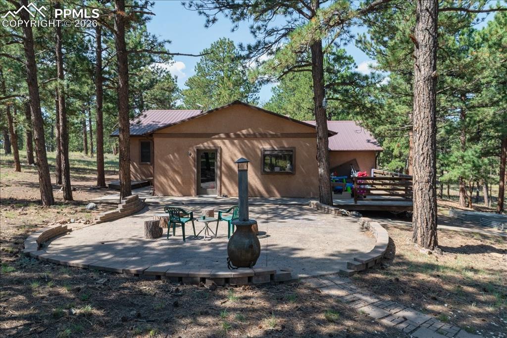 Image 41 of 47: Back of Structure