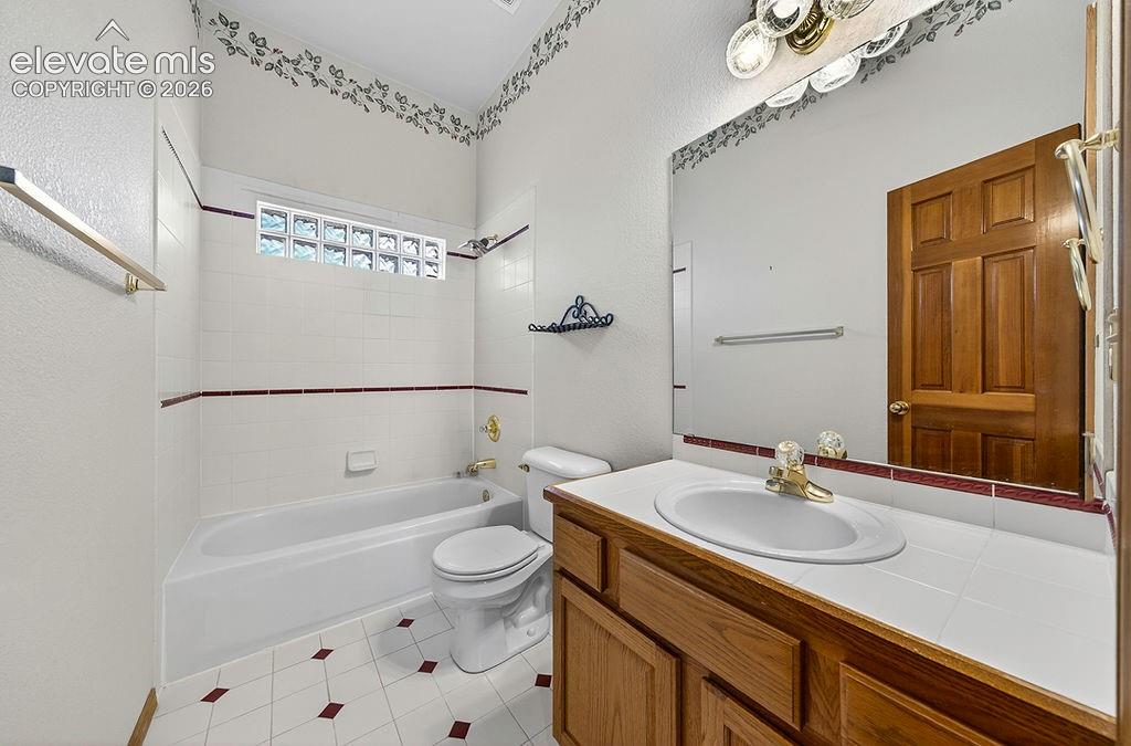 Image 35 of 50: Main Bathroom on upper level