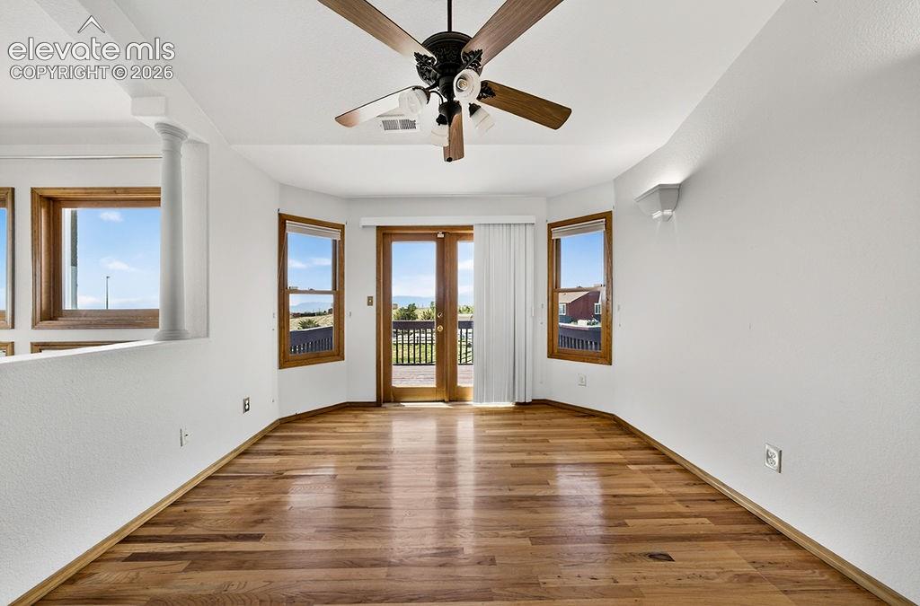 Image 40 of 50: Upper level loft to the upper deck