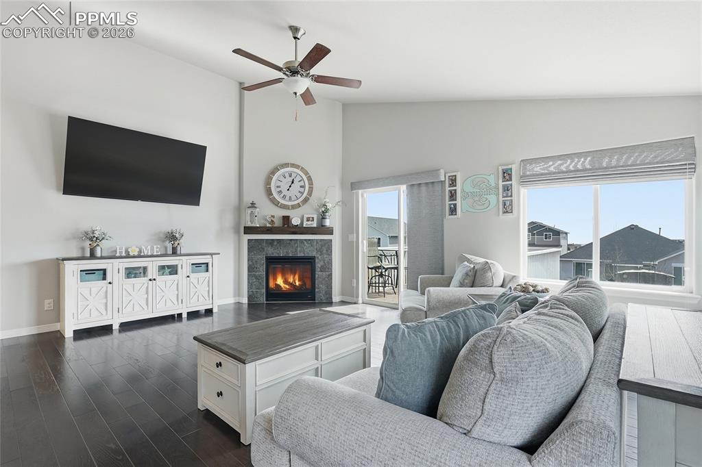 Image 5 of 39: Living Room