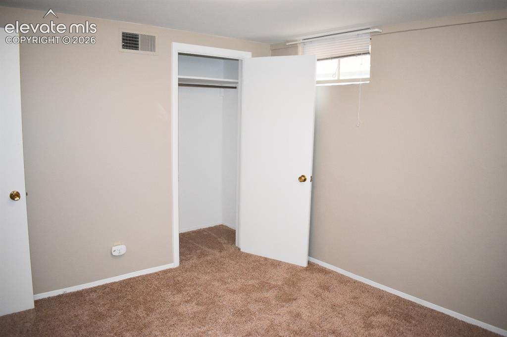 Image 23 of 28: Bedroom