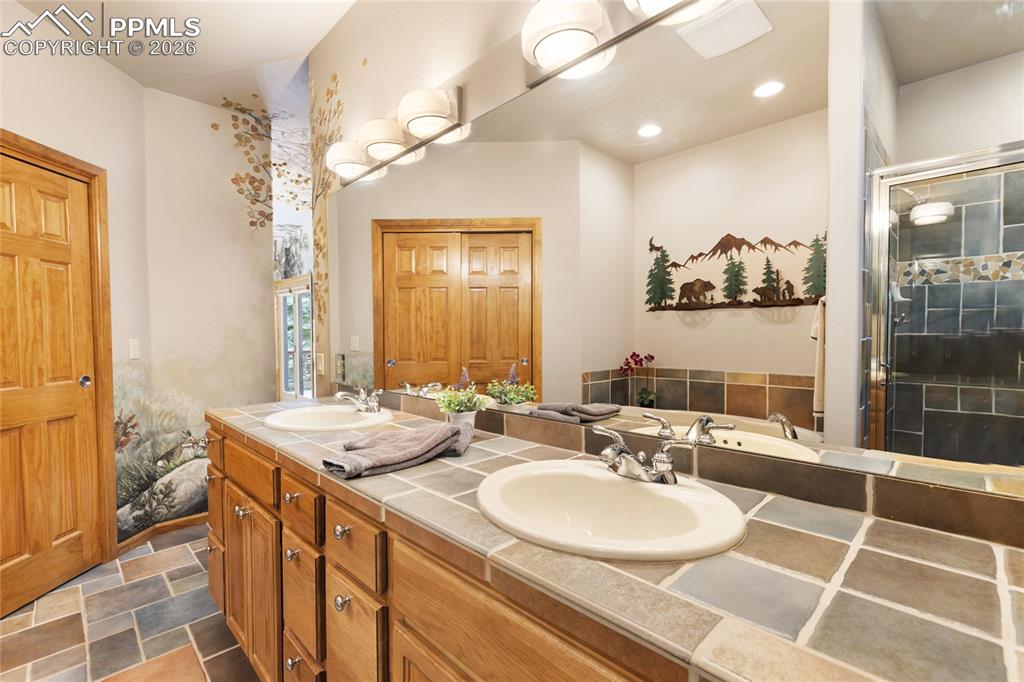 Image 21 of 36: Another 5 piece bathroom for the second Primary!