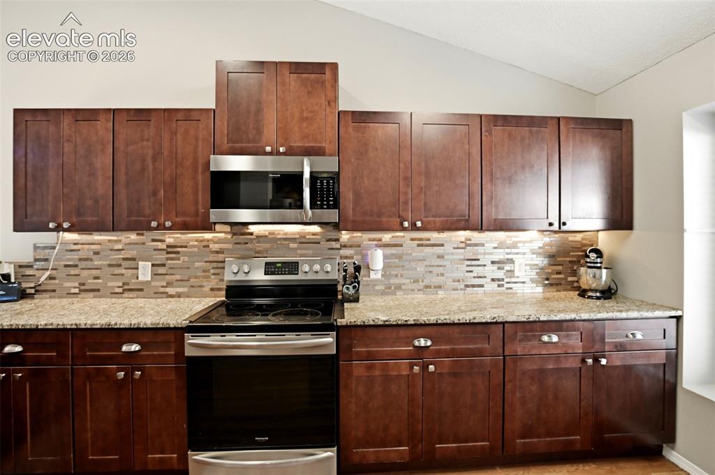 Image 12 of 37: Kitchen