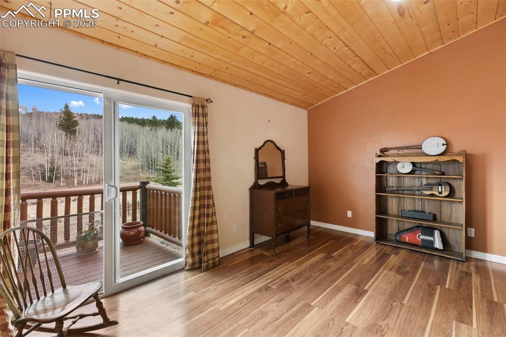 Image 29 of 50: Virtually Staged