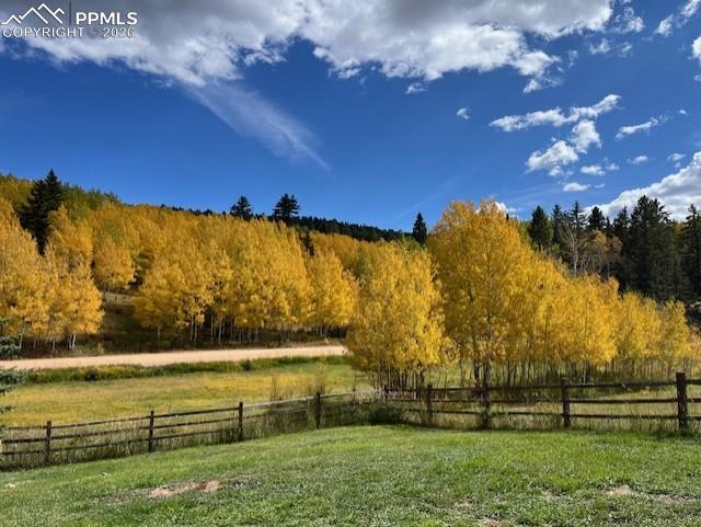 Image 46 of 50: Bedroom