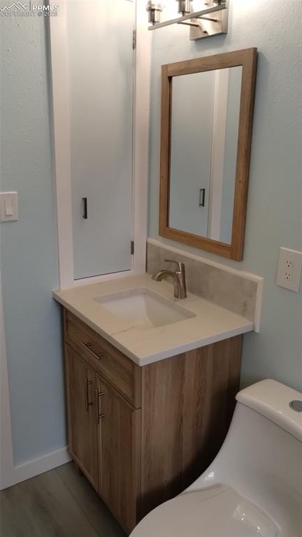Image 24 of 40: Bathroom