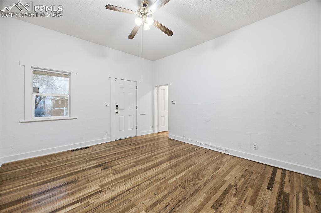 Image 10 of 33: No Description Available